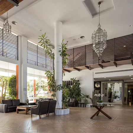 Ilunion Miramar Фуэнхирола