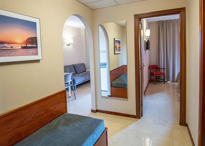 Ilunion Miramar شقة فندقية