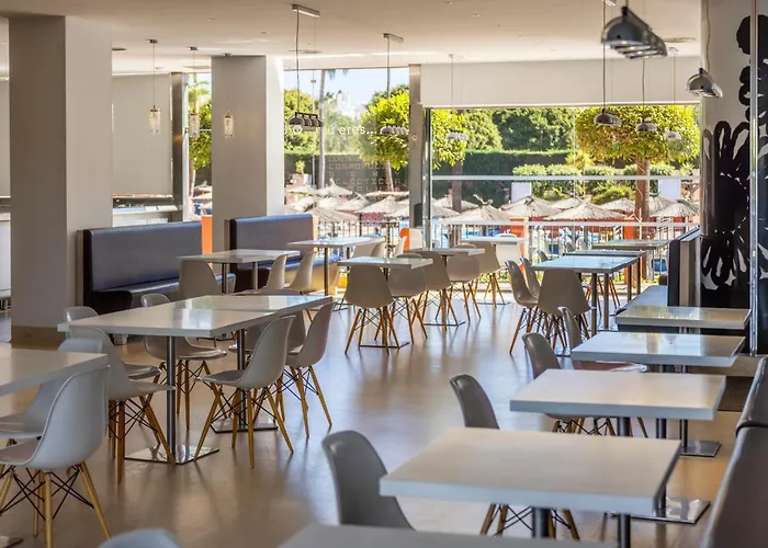 Ilunion Miramar شقة فندقية 3*