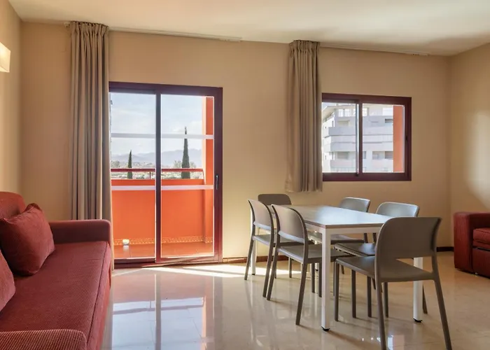 Ilunion Miramar 3* فوينخيرولا