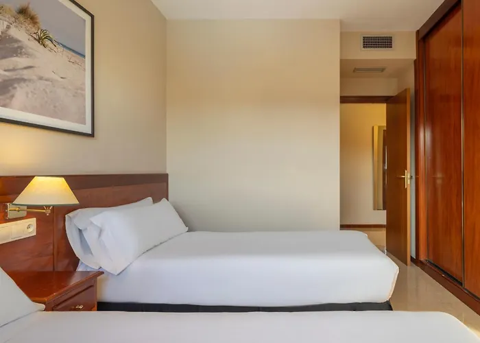 شقة فندقية Ilunion Miramar