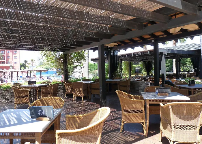 Ilunion Miramar شقة فندقية